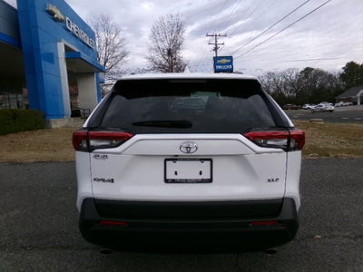 2023 Toyota RAV4 XLE