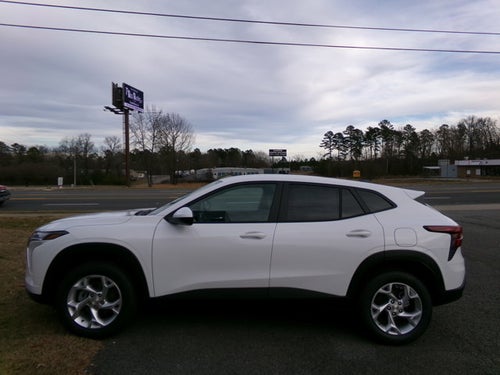 2026 Chevrolet Trax LS